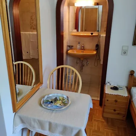 Pm-apart Ries Rosina Graz