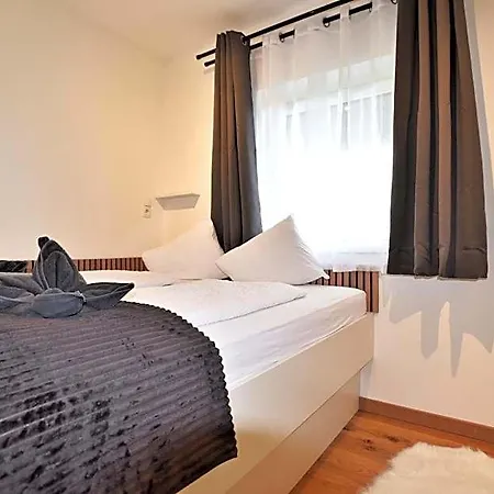 Ries Rosina - Bei Lkh - Neueroeffnung - Self Check In 24-7 Guest house